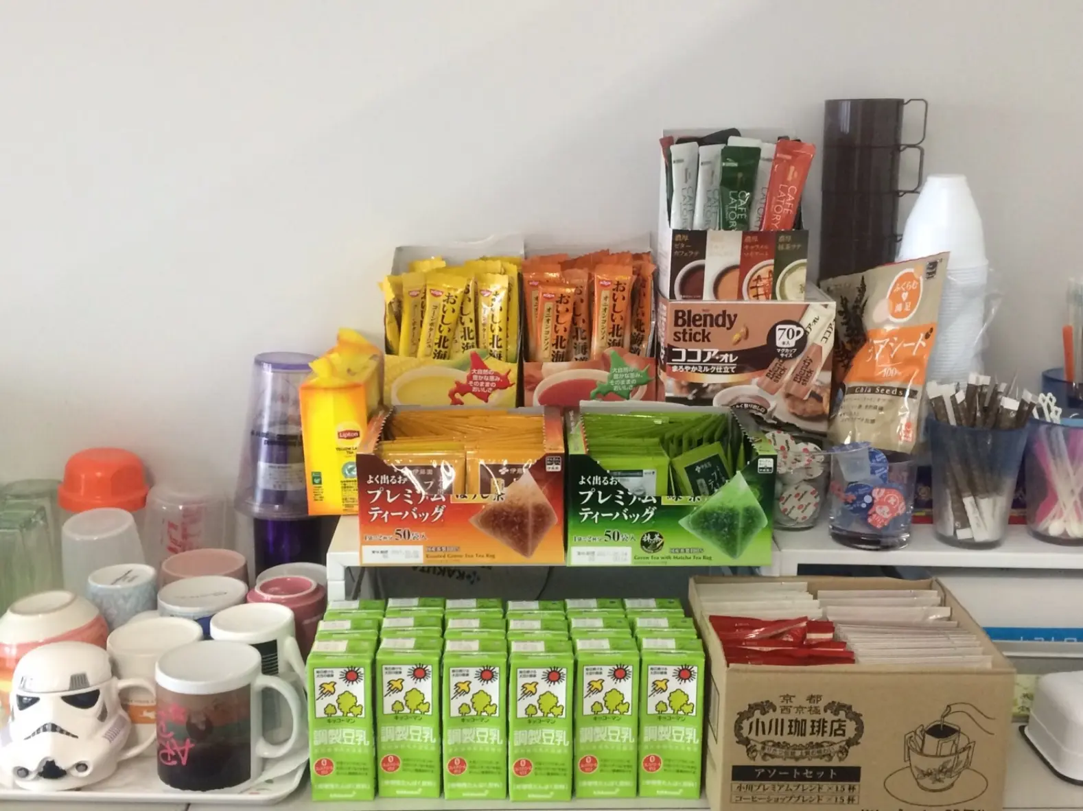 福利厚生もバッチリ！飲み放題です♪